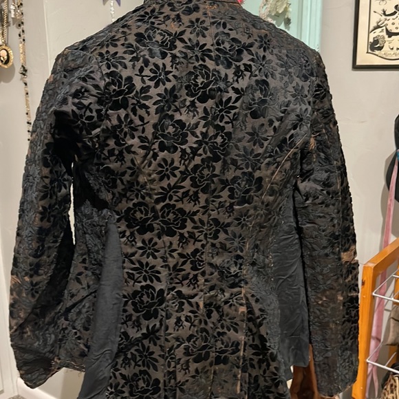 Antique Velvet Jacket - Picture 8 of 10